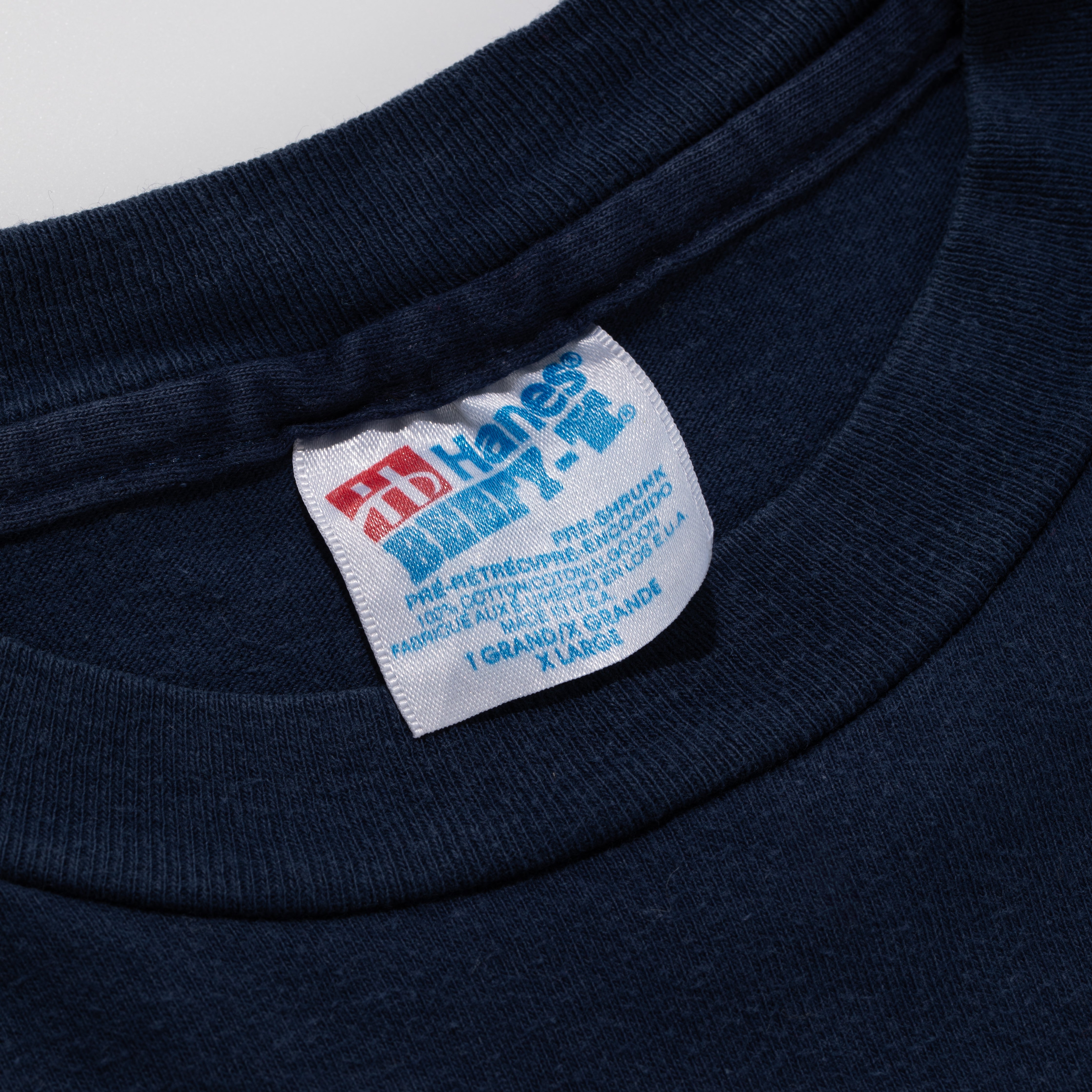 Vintage Weezer T-Shirt (X-Large) Tag