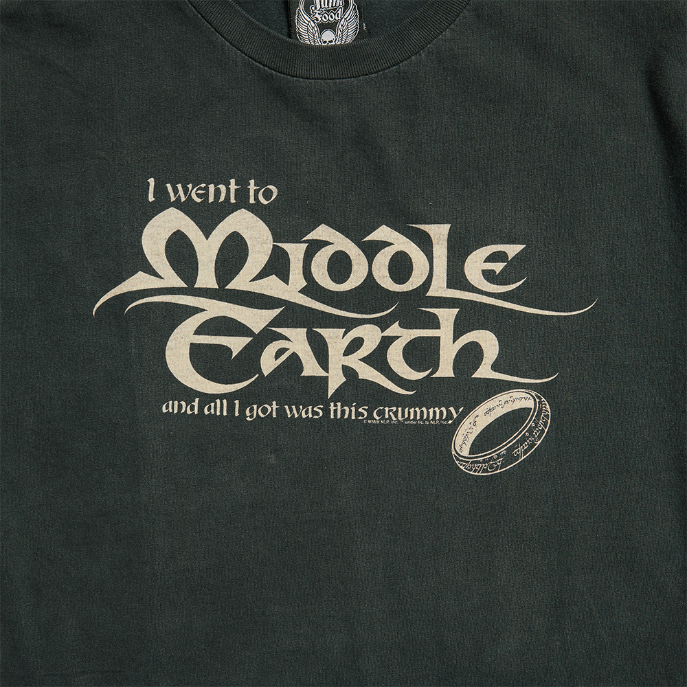 Lord of the Rings Middle Earth Vintage T-Shirt (Medium)