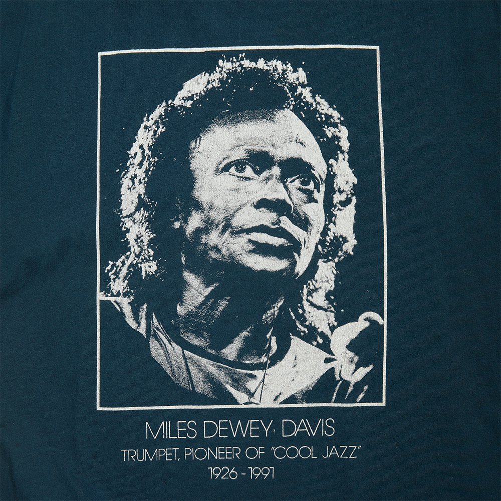 Miles Davis - 2000s 'In Memory' T-Shirt (XX-Large)